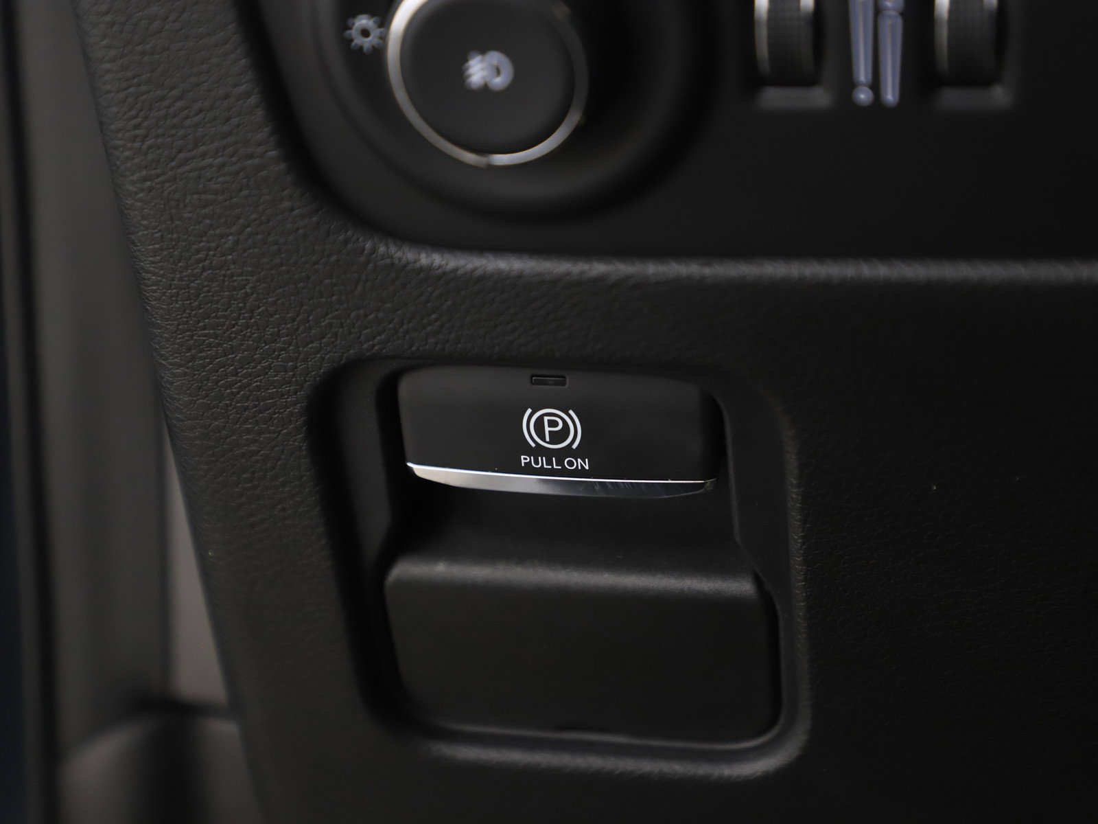 Used 2025 Jeep Wagoneer L Series II w/ Premium Group I AWD/4WD image 30