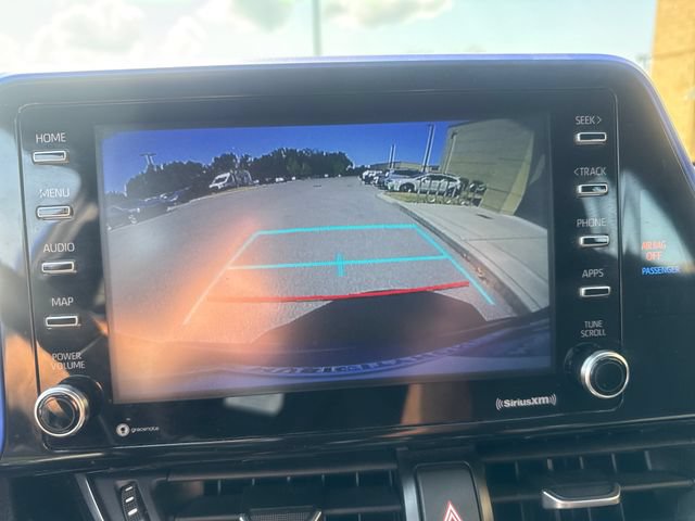 Used 2021 Toyota C-HR XLE FWD image 16