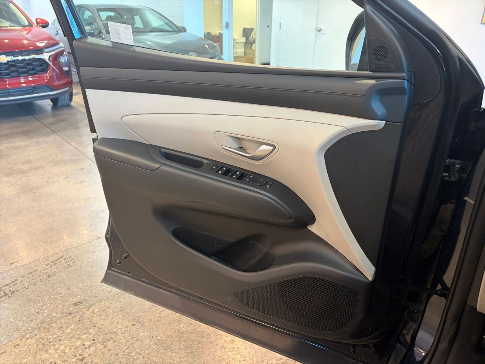 Used 2025 Hyundai Tucson Blue image 20