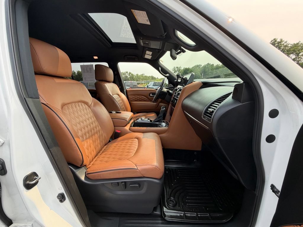 Used 2023 INFINITI QX80 Sensory w/ Cargo Package AWD/4WD image 28