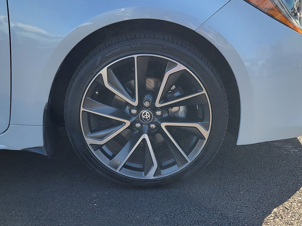Used 2022 Toyota Corolla XSE FWD image 5