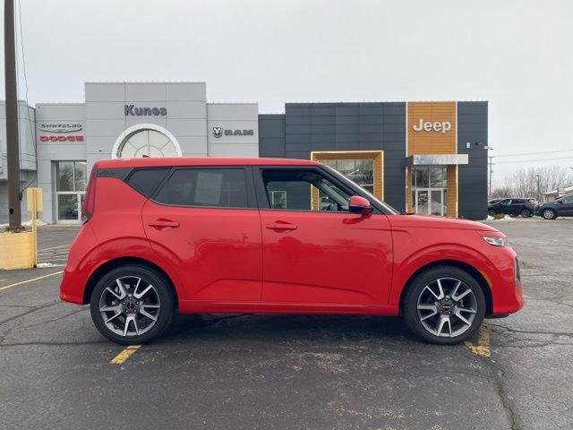 Used 2022 Kia Soul GT-Line image 3