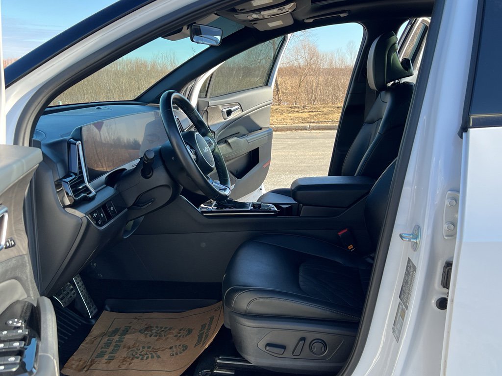 Used 2024 Kia Sportage X-Pro AWD/4WD image 14
