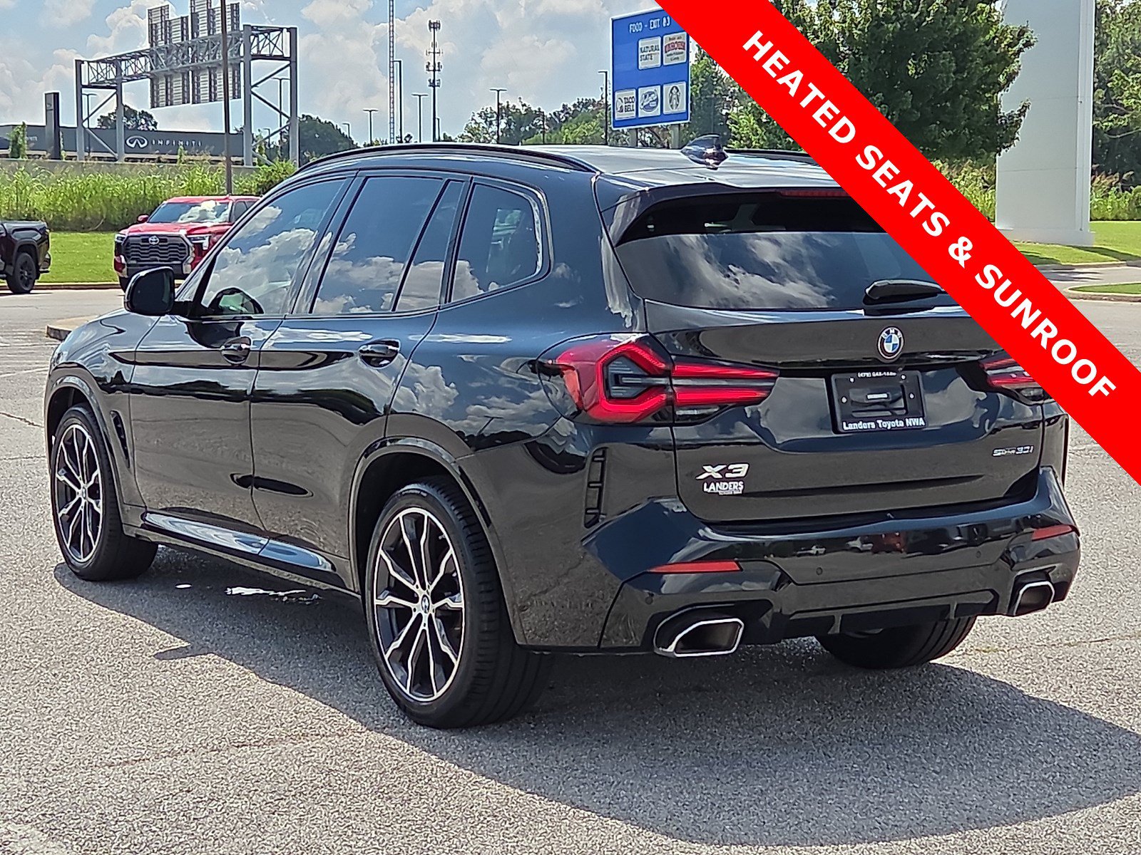 Used 2023 BMW X3 sDrive30i w/ M Sport Package RWD image 4