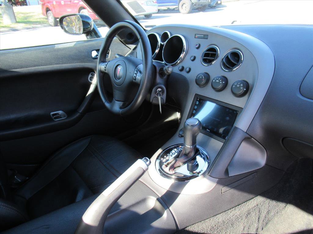 Used 2007 Pontiac Solstice GXP w/ Premium Package image 12