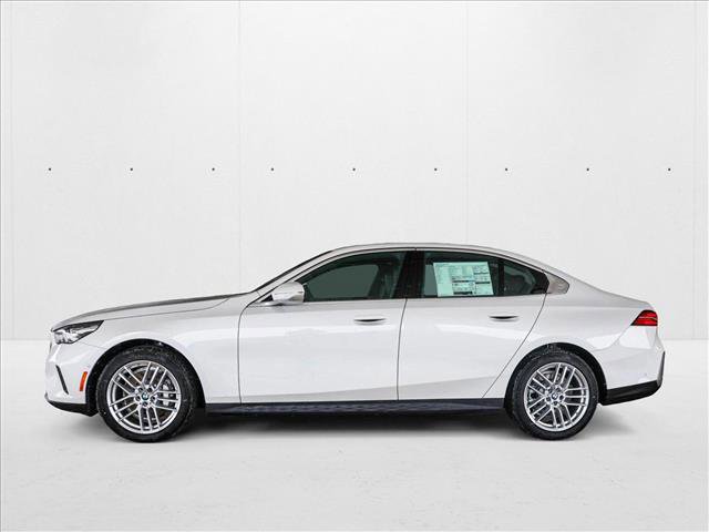Used 2025 BMW 530i xDrive image 8
