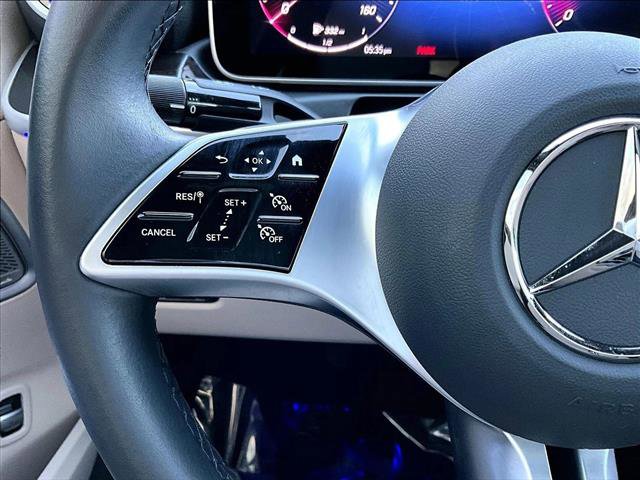 Used 2025 Mercedes-Benz C 300 Sedan image 20