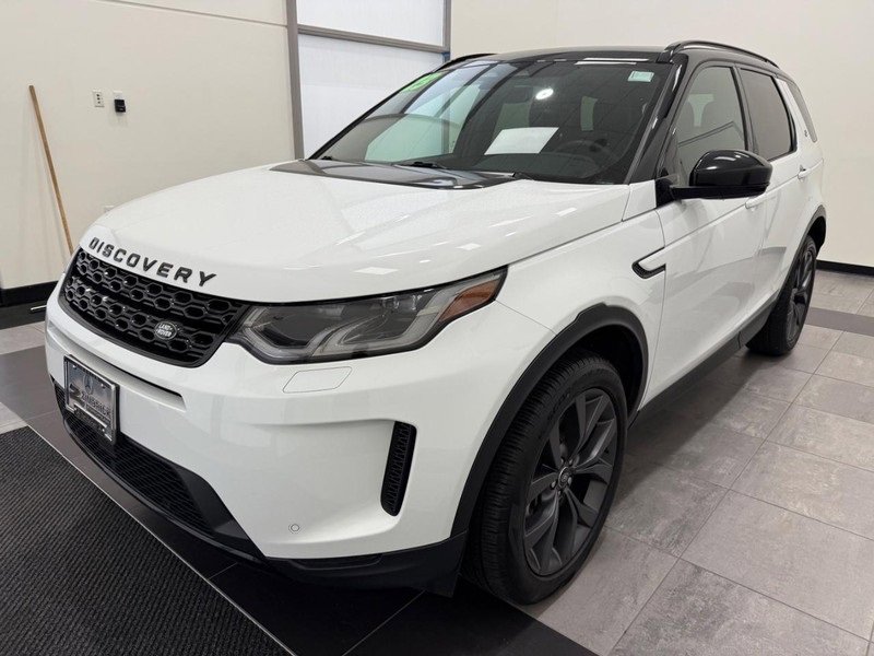 Used 2023 Land Rover Discovery Sport SE image 6