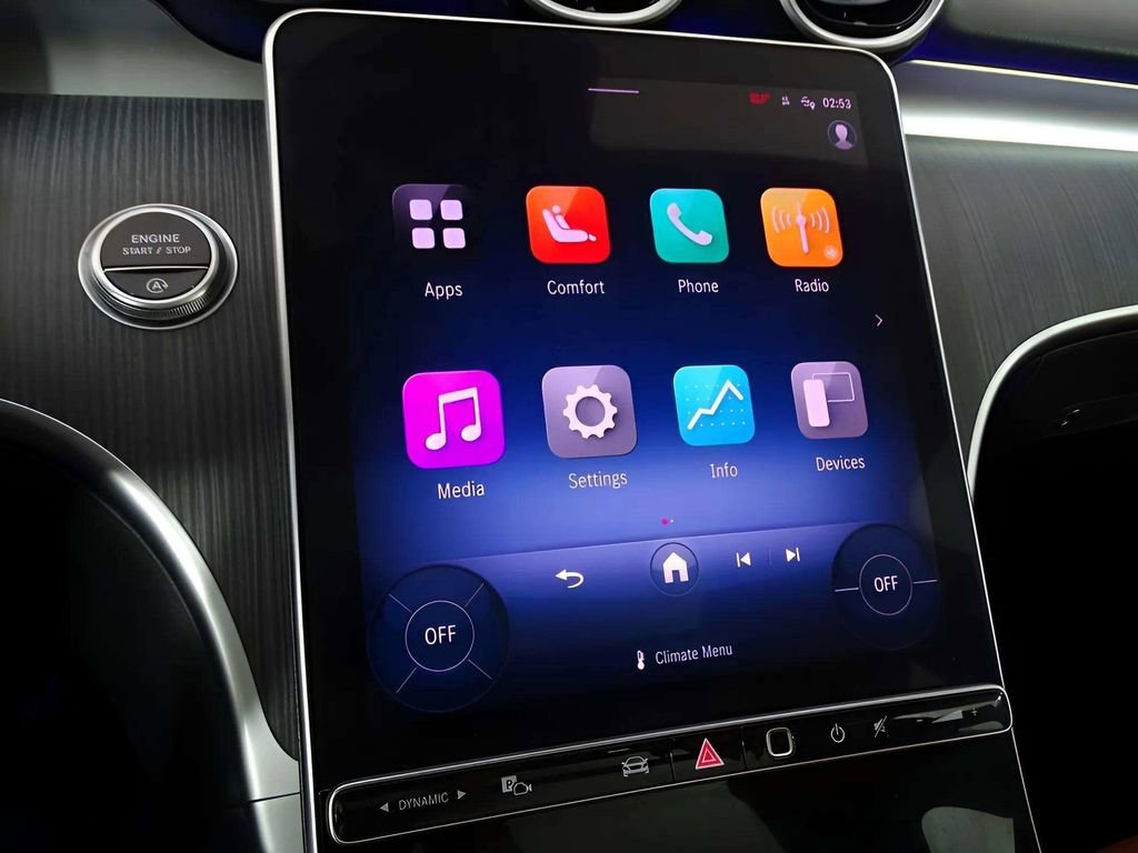 Used 2025 Mercedes-Benz C 300 4MATIC Sedan image 26