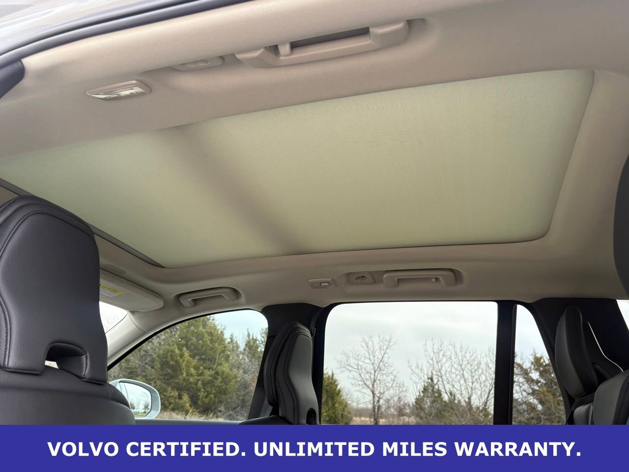 Certified 2024 Volvo XC90 B6 Plus w/ Protection Package Premier image 32