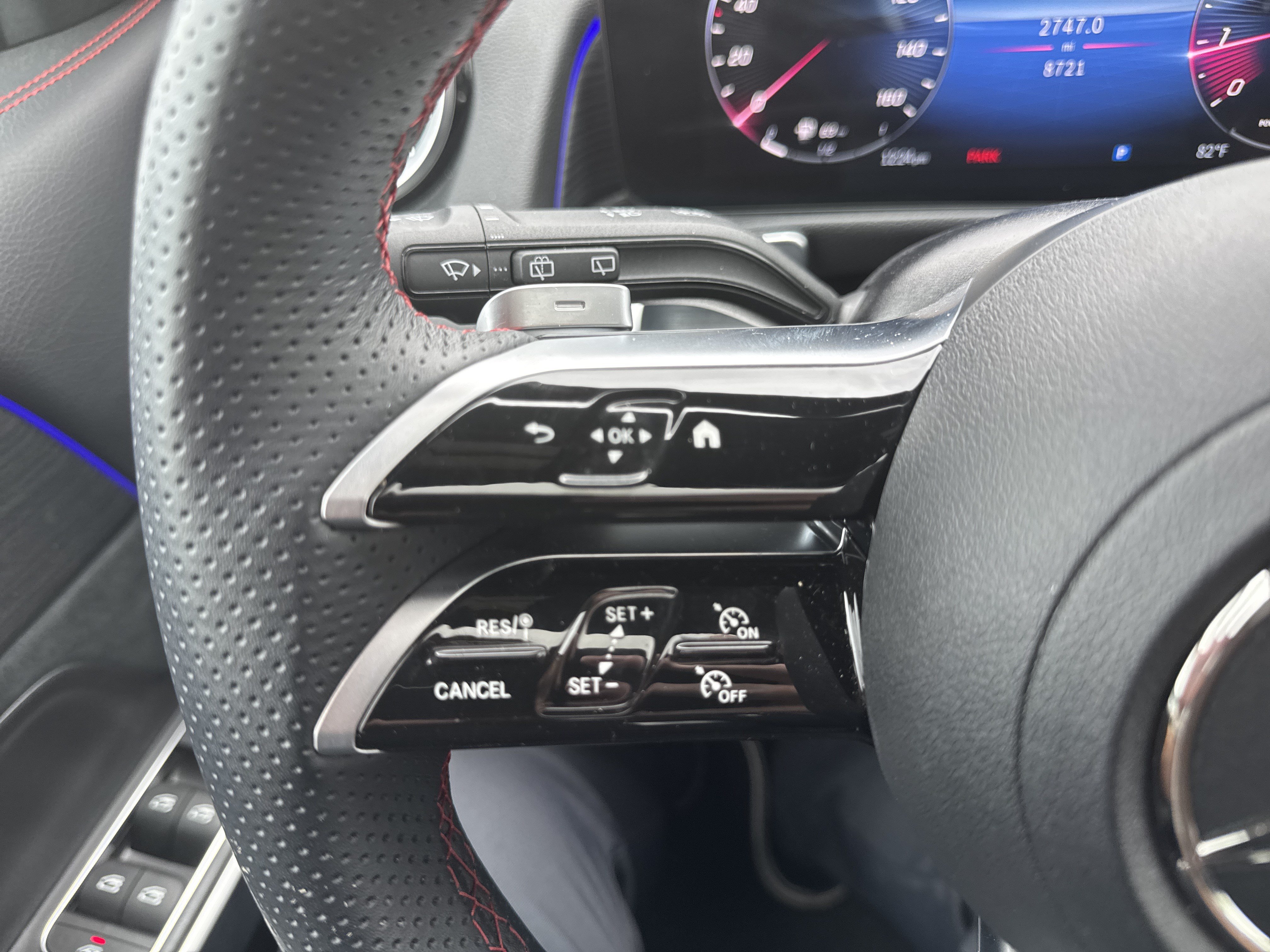 Certified 2025 Mercedes-Benz GLB 250 4MATIC image 19