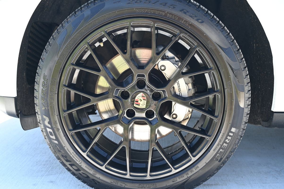 Used 2018 Porsche Macan S image 53