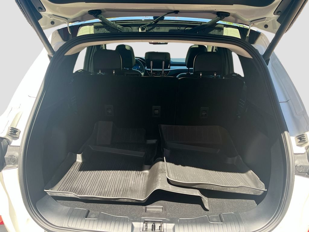 Used 2025 Ford Escape Platinum w/ Premium Technology Package AWD/4WD image 27