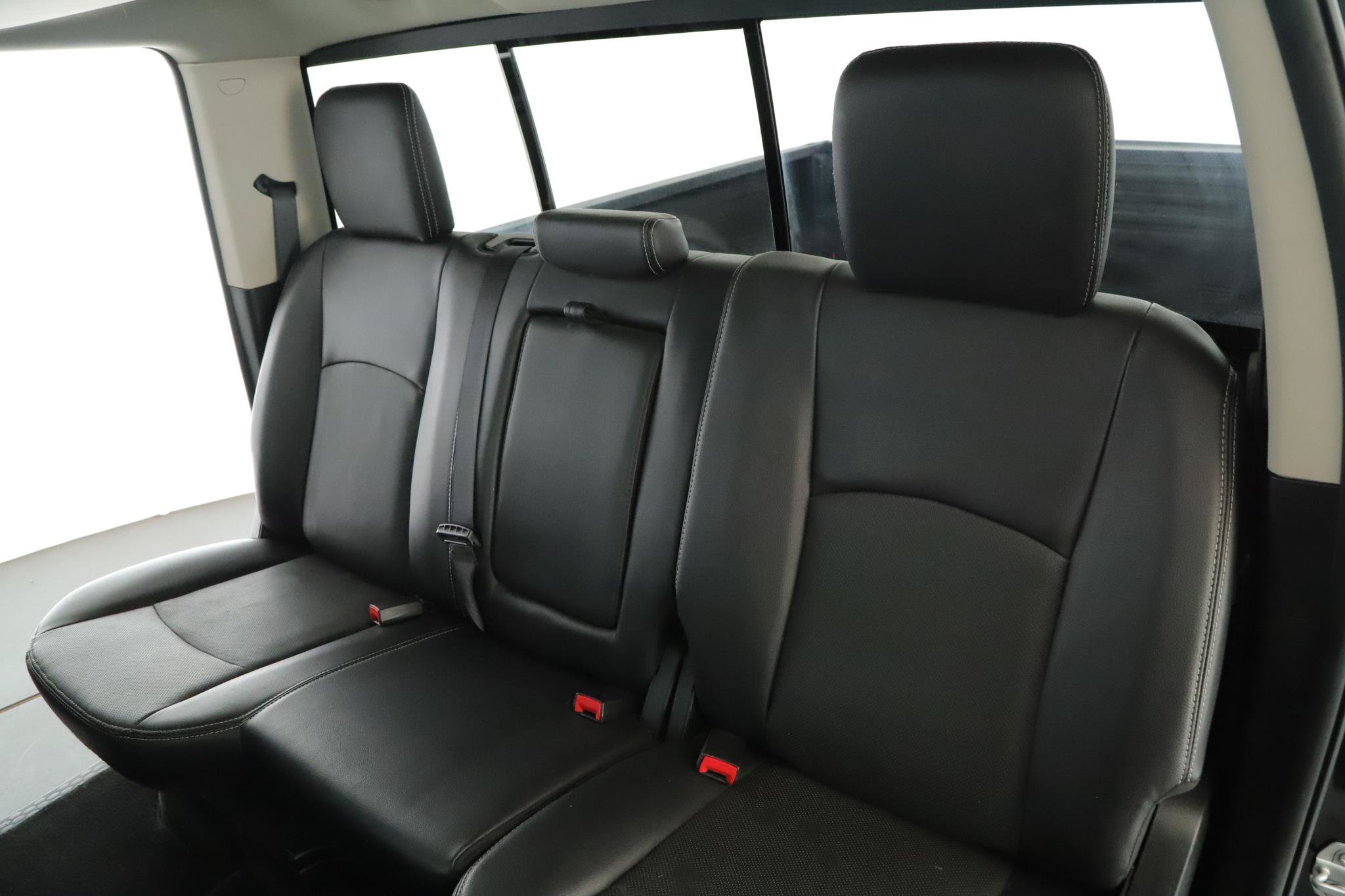 Used 2017 RAM 2500 Laramie w/ Sport Appearance Group AWD/4WD image 5