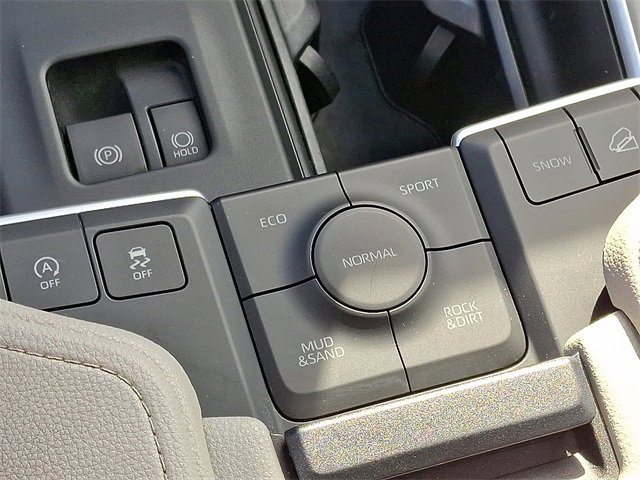 Certified 2024 Toyota Grand Highlander XLE image 27