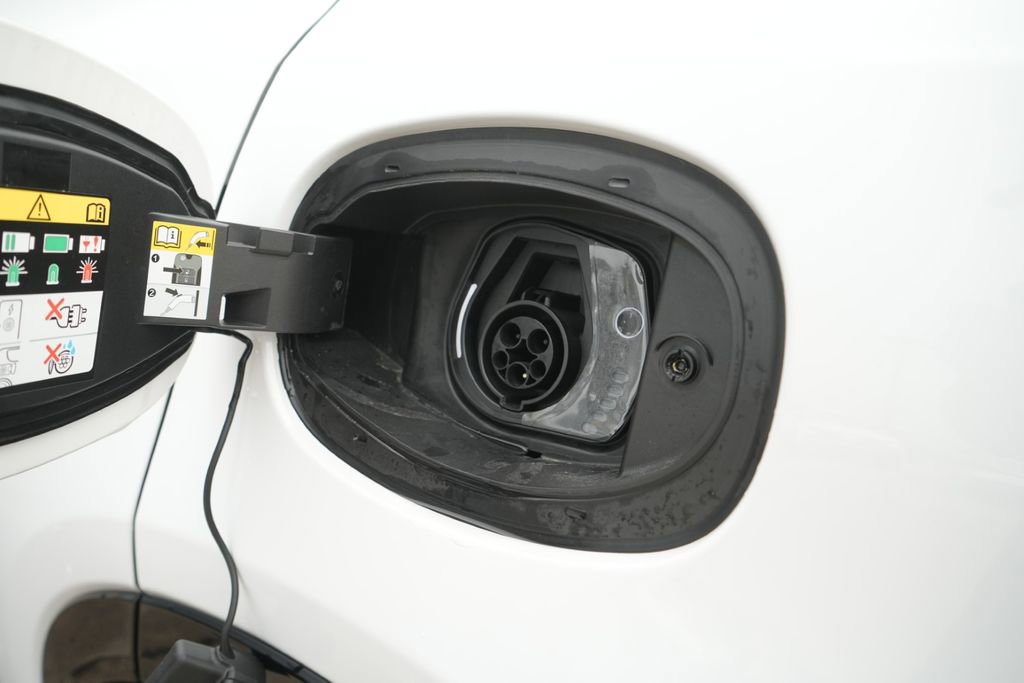 Used 2024 Alfa Romeo Tonale Ti w/ Active Assist Package image 17