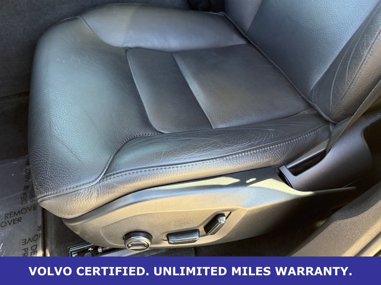 Certified 2023 Volvo XC60 B5 Plus w/ Protection Package Premier image 27