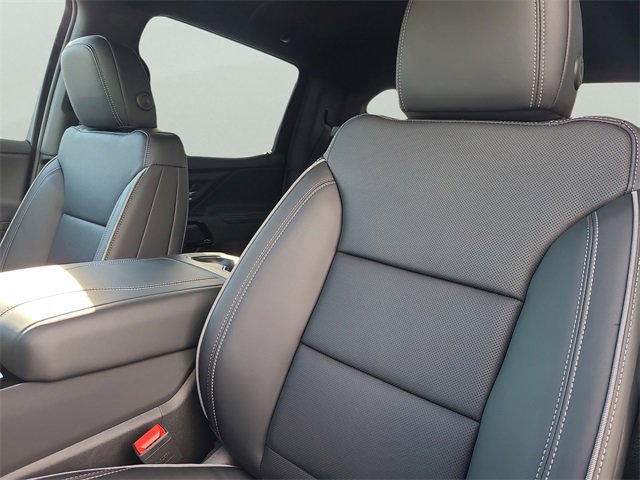 New 2026 Chevrolet Silverado EV LT image 21