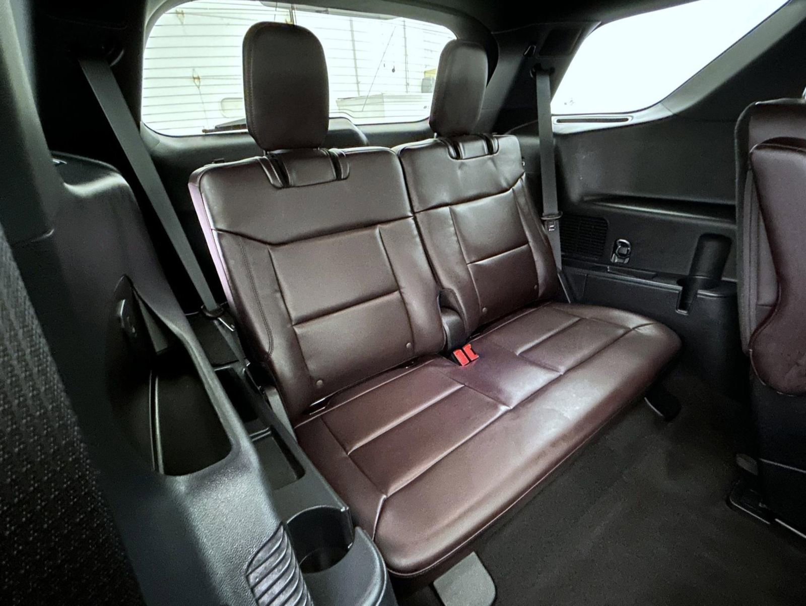 Used 2025 Ford Explorer Platinum w/ LUX Leather Package image 19