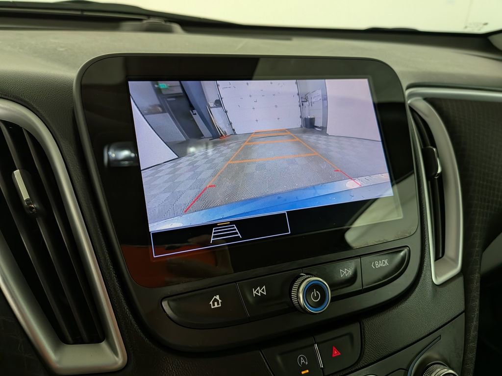 Used 2024 Chevrolet Malibu LT image 25