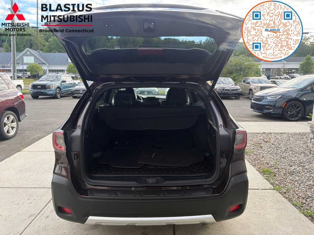 Used 2023 Subaru Outback Touring XT AWD/4WD image 10