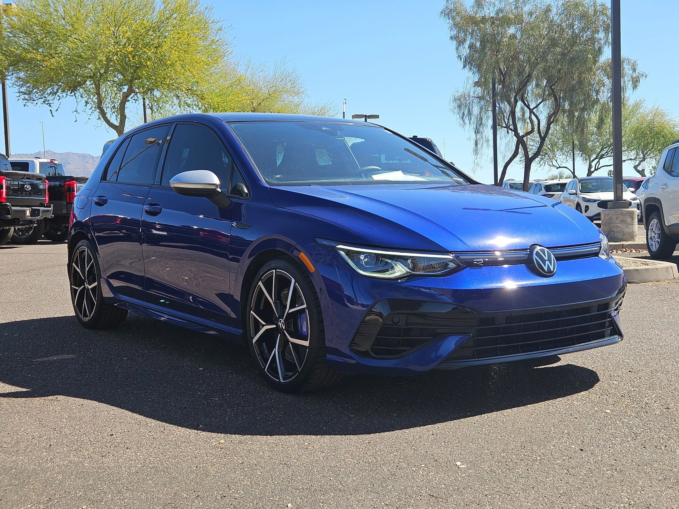 Used 2022 Volkswagen Golf R image 3