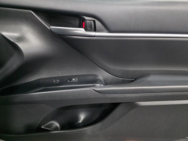 Used 2019 Toyota Camry SE w/ Convenience Package image 13