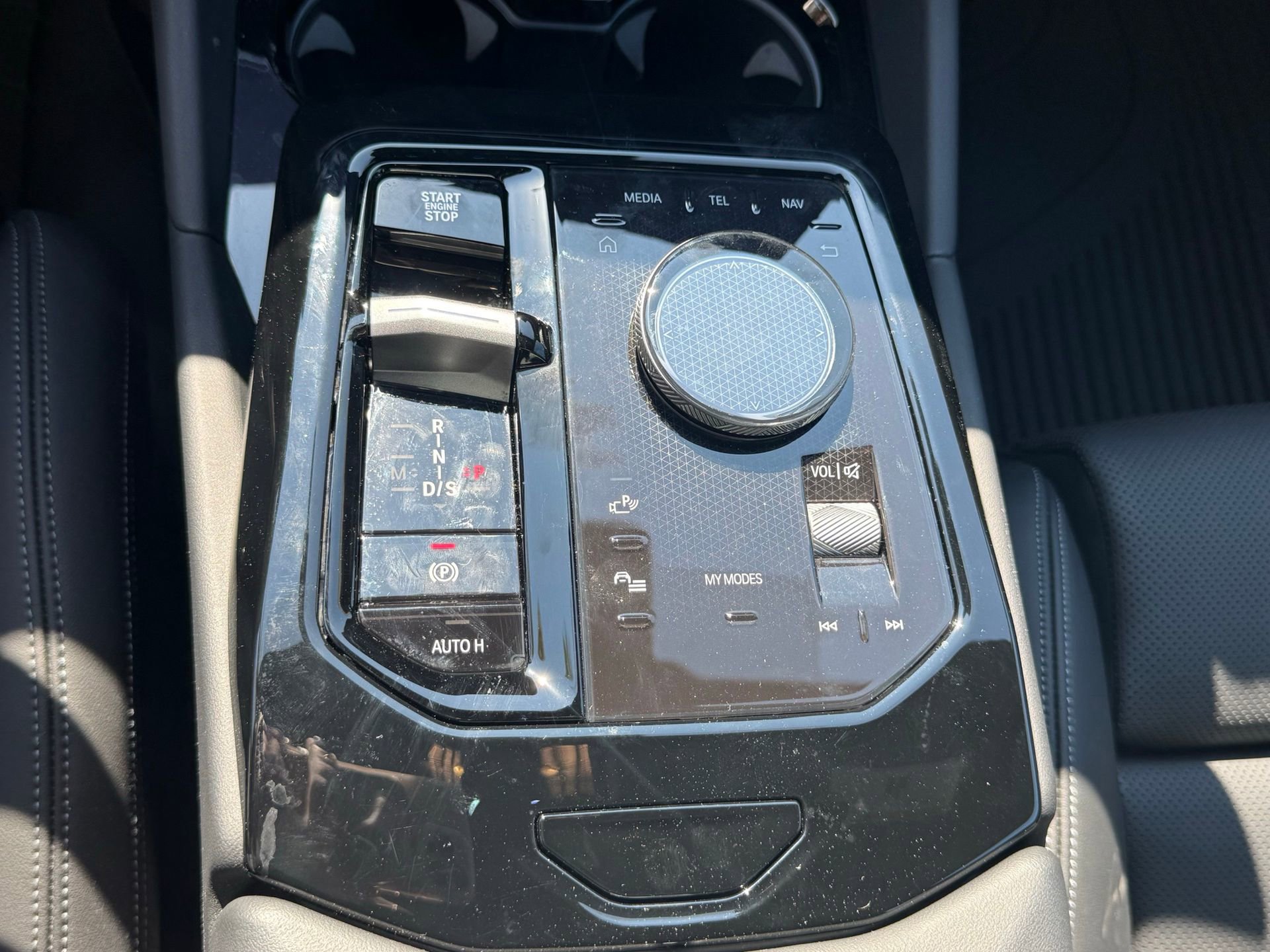 Used 2024 BMW 530i xDrive w/ Convenience Package image 50