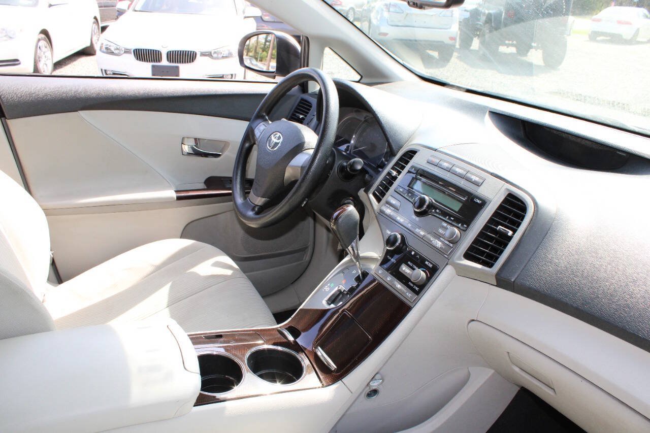 Used 2009 Toyota Venza FWD image 12