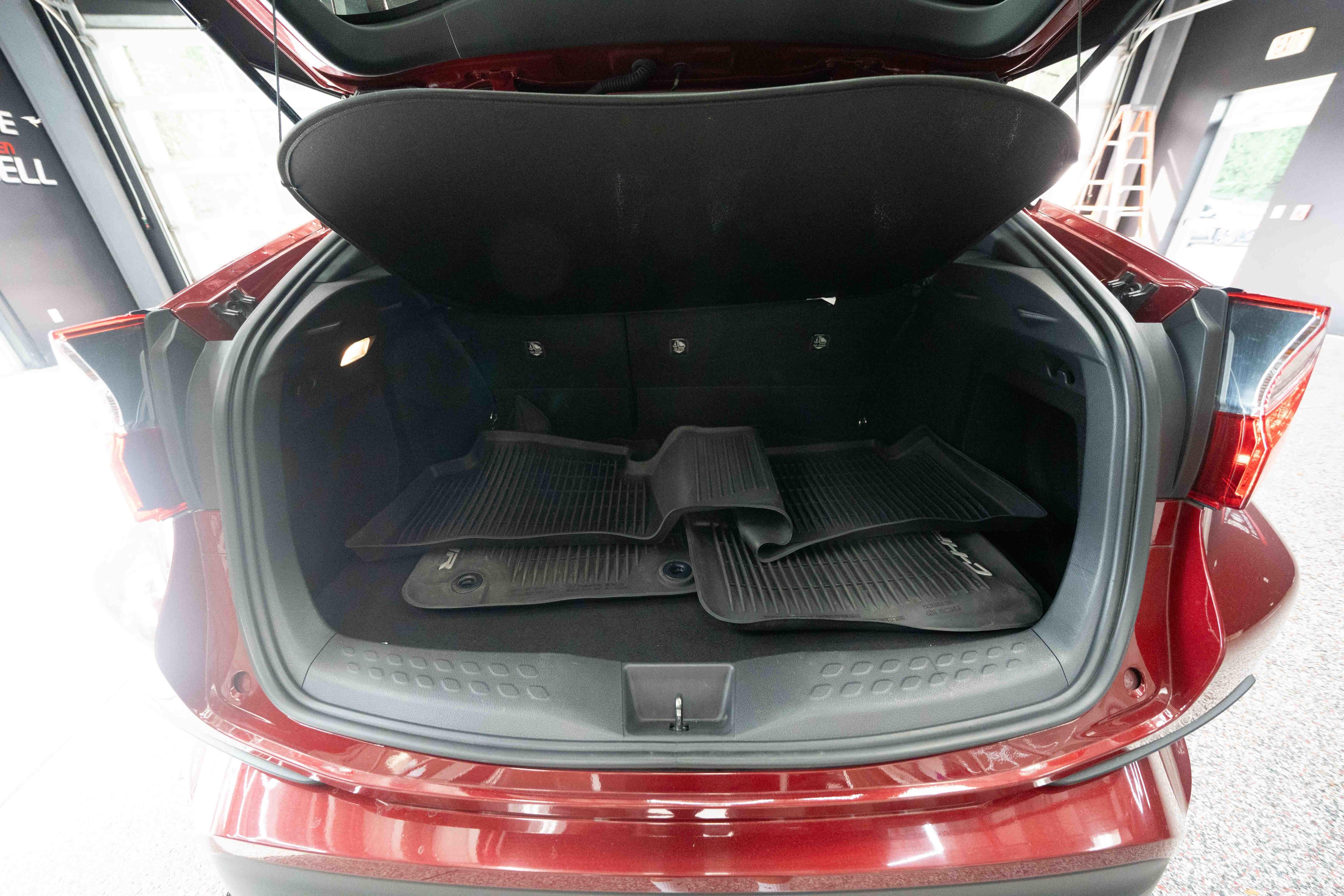 Used 2019 Toyota C-HR Limited FWD image 28