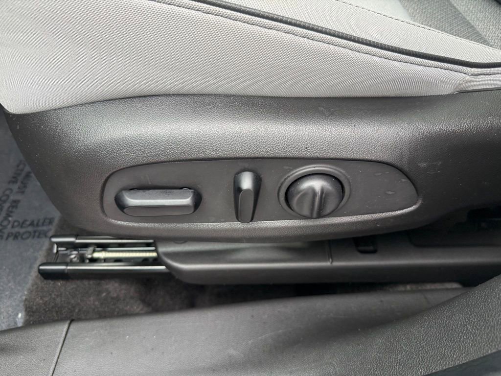 Used 2021 Chevrolet TrailBlazer LT w/ Sun and Liftgate Package image 7