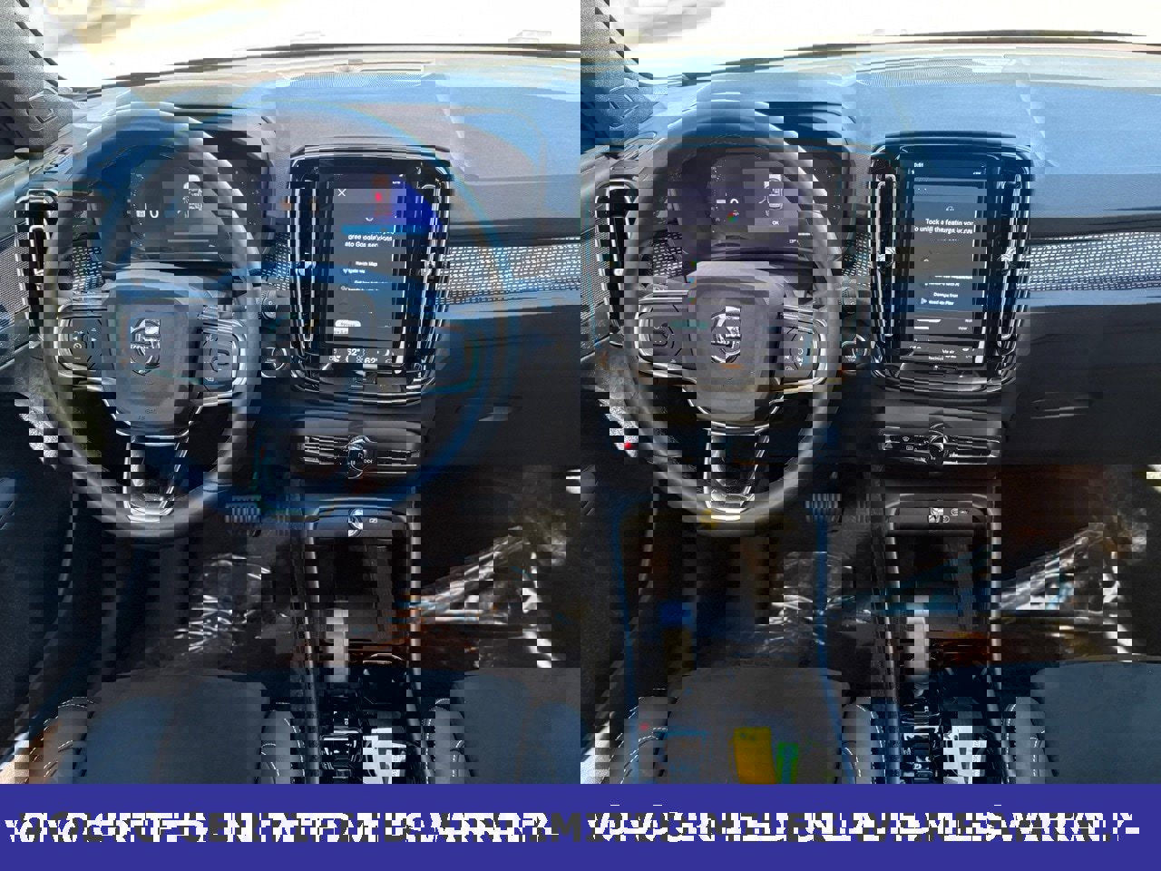 Certified 2025 Volvo XC40 B5 Plus image 13