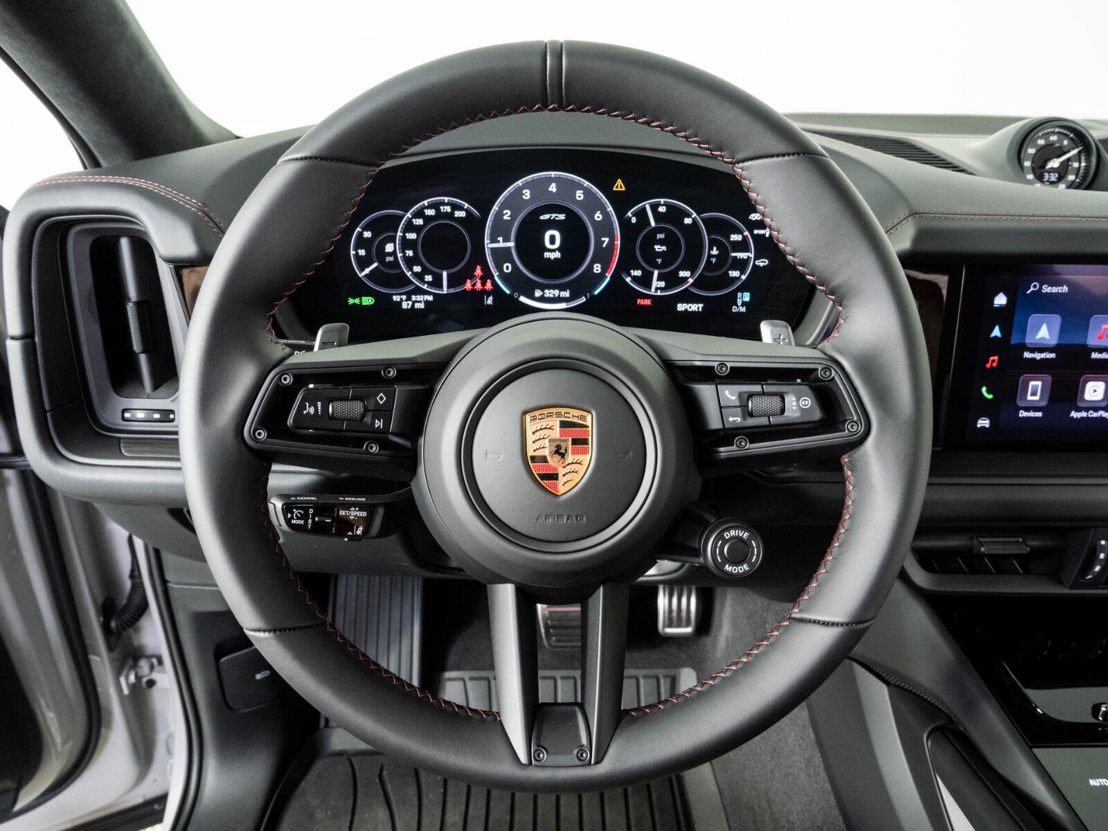 Certified 2026 Porsche Cayenne GTS AWD/4WD image 9