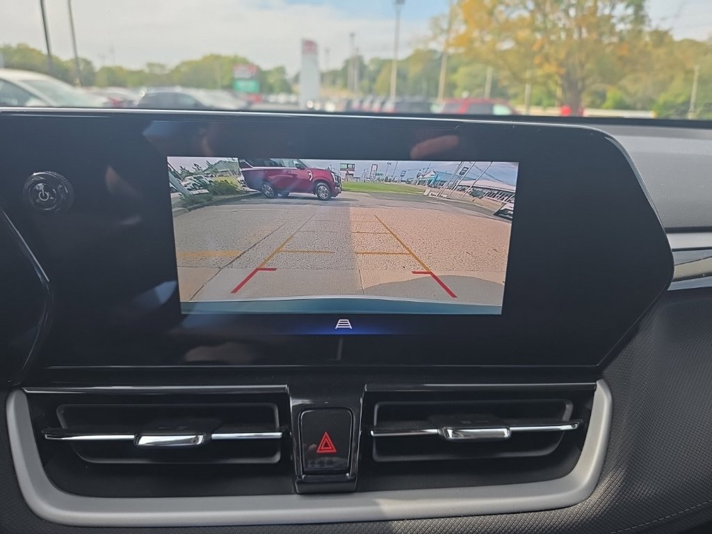 Used 2025 Chevrolet TrailBlazer LT FWD image 21