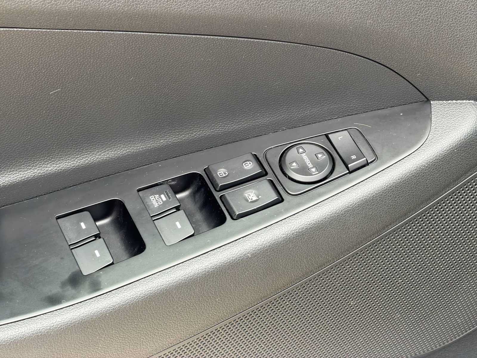 Used 2019 Hyundai Tucson SE AWD/4WD image 14