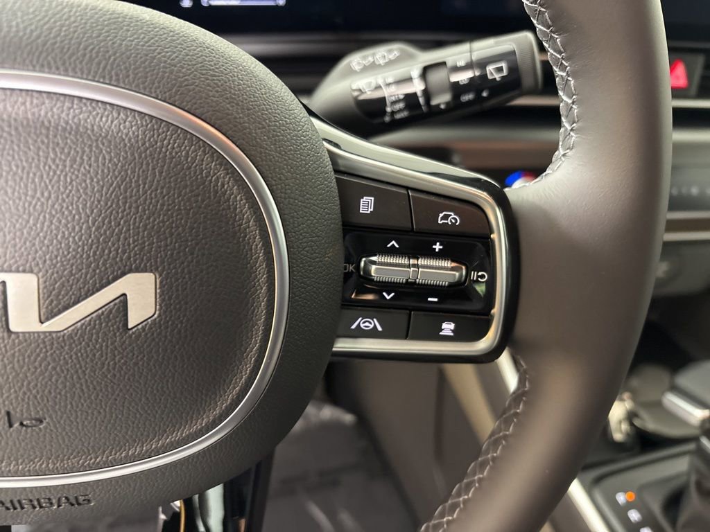 New 2026 Kia Carnival image 21