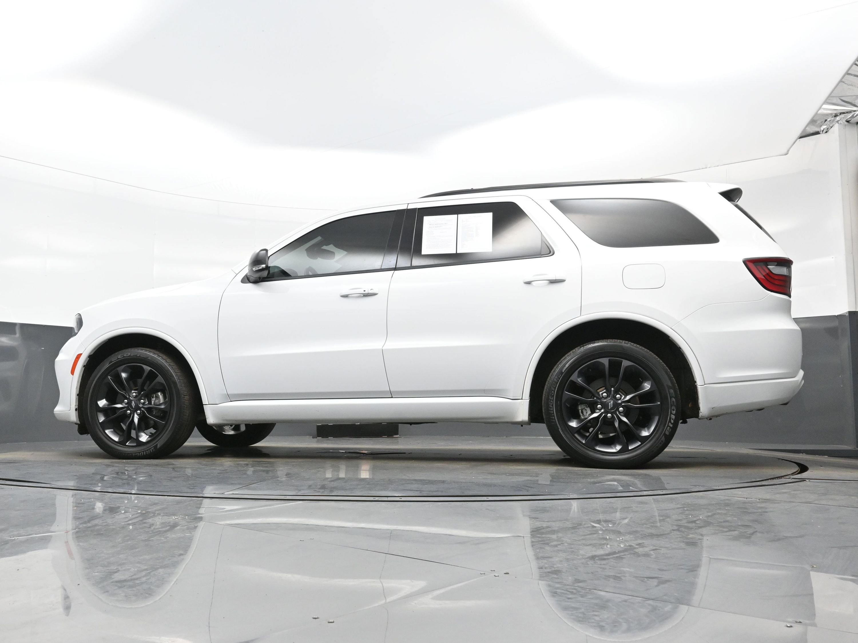 Used 2021 Dodge Durango GT image 29