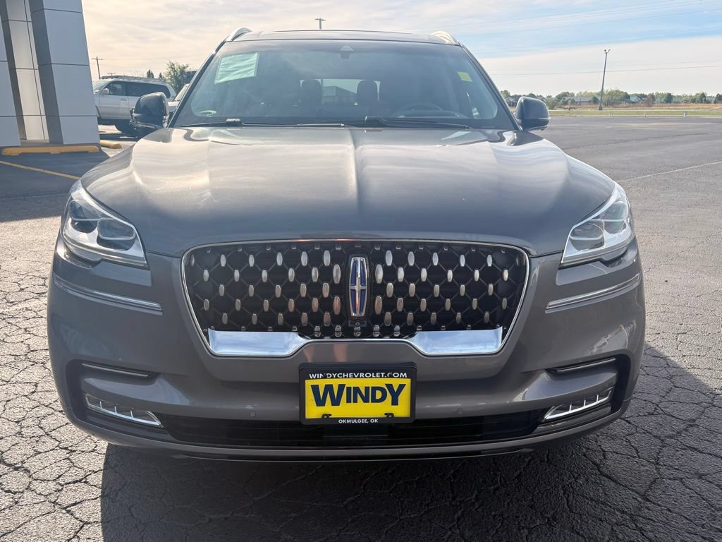 Used 2021 Lincoln Aviator Grand Touring w/ Equipment Group 302A AWD/4WD image 2
