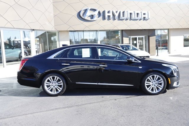 Used 2019 Cadillac XTS Luxury w/ Driver Awareness Package image 2