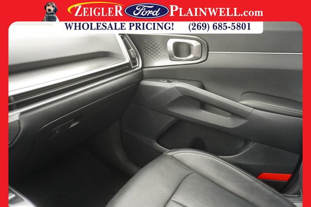 Used 2024 Kia Sorento S image 29