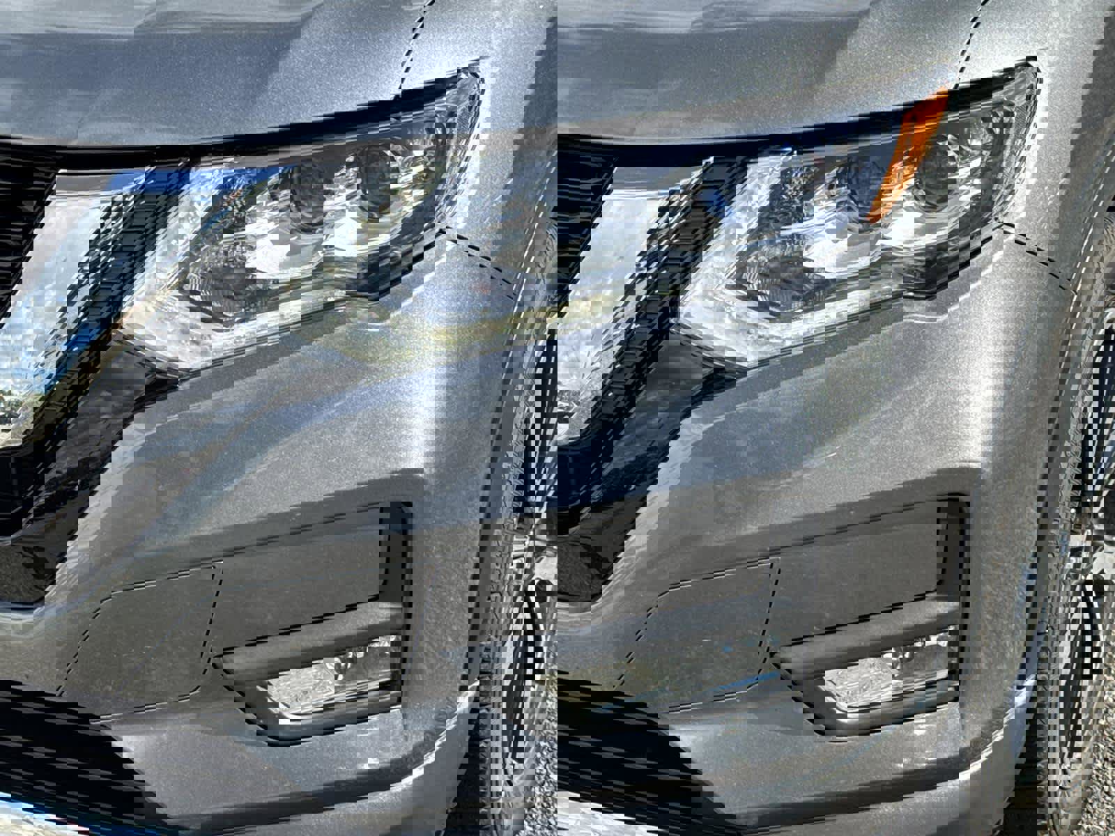 Used 2020 Nissan Rogue SL w/ Premium Package image 9