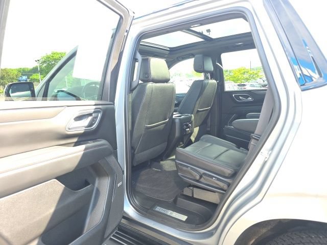 Used 2023 Chevrolet Tahoe RST w/ Luxury Package AWD/4WD image 32