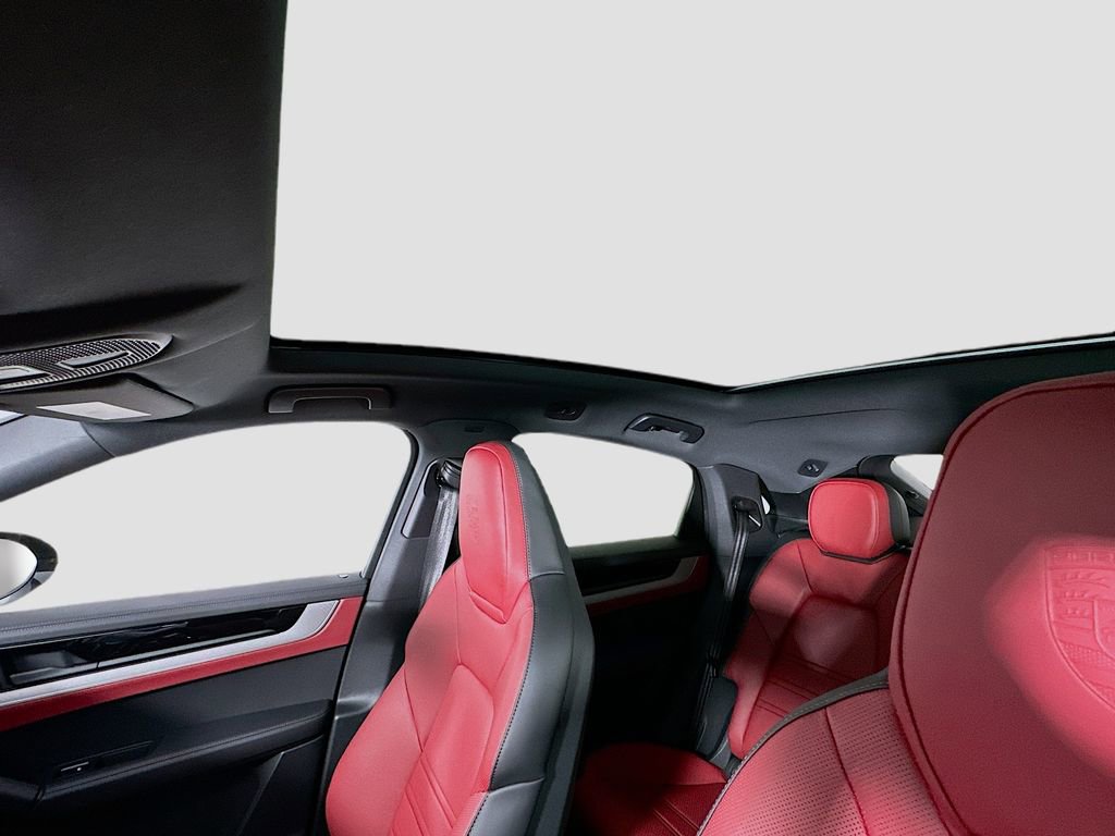 New 2026 Porsche Cayenne S image 14
