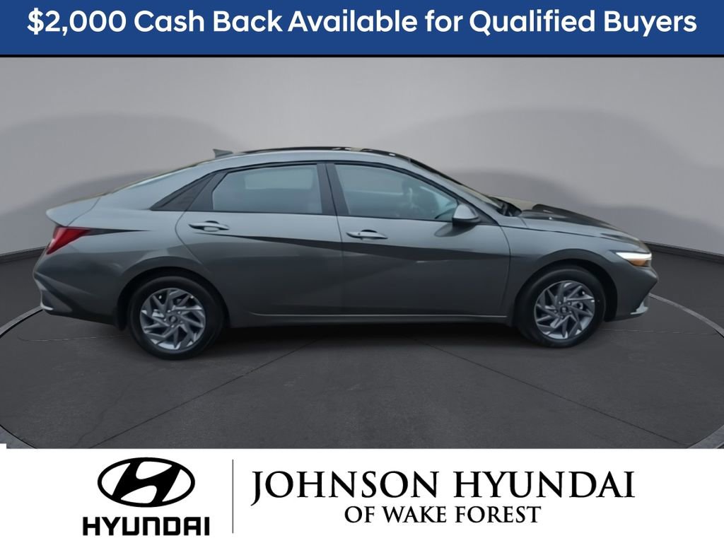 New 2026 Hyundai Elantra Blue image 9