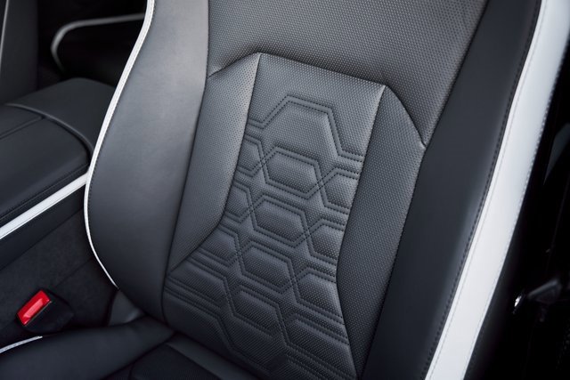 Used 2025 Lamborghini Urus SE image 47