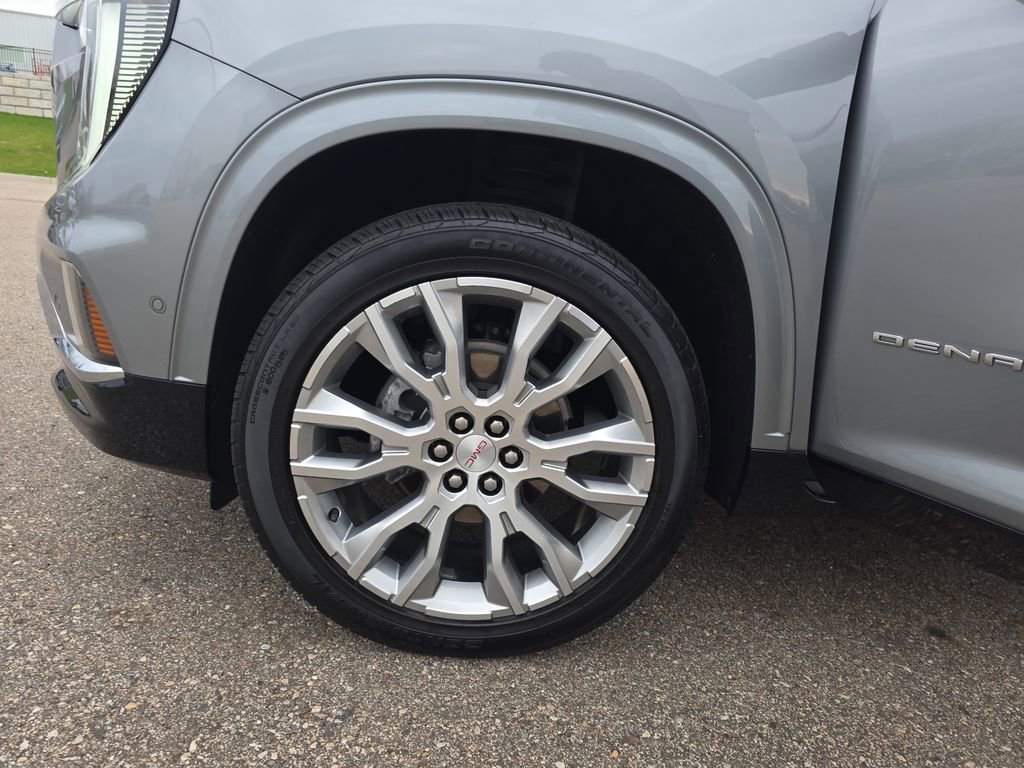 Used 2024 GMC Acadia Denali w/ Super Cruise Package image 38
