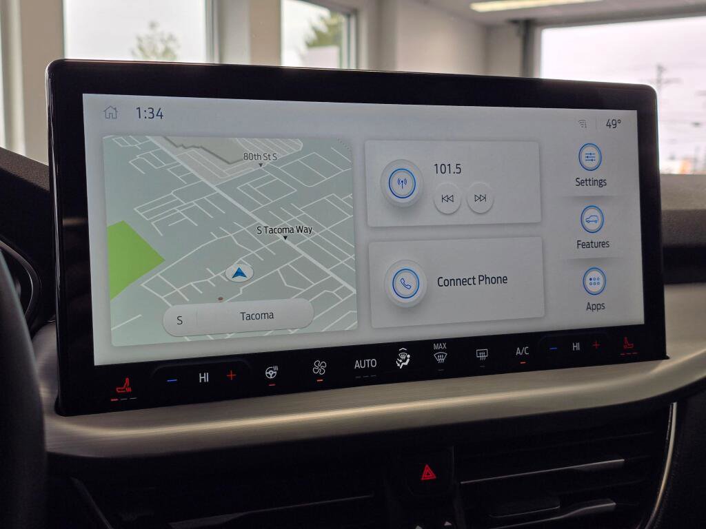 Used 2024 Ford Escape Platinum AWD/4WD image 29