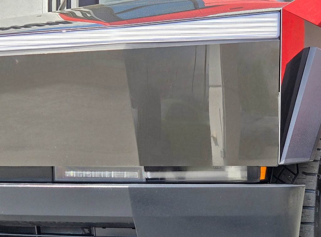 Used 2024 Tesla Cybertruck AWD Crew Cab image 13