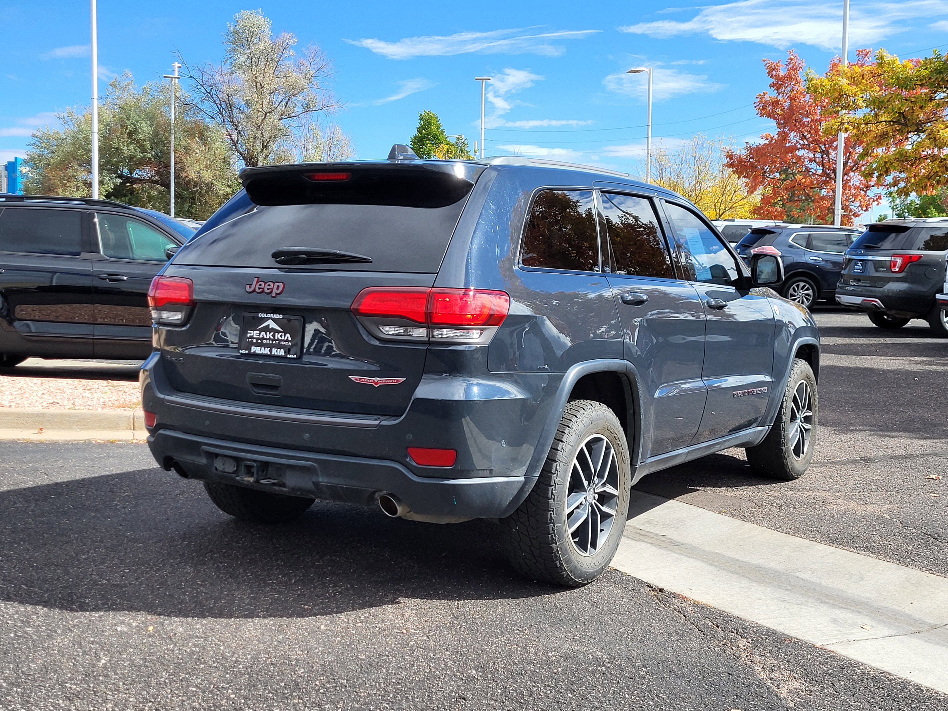 Used 2018 Jeep Grand Cherokee Trailhawk image 4
