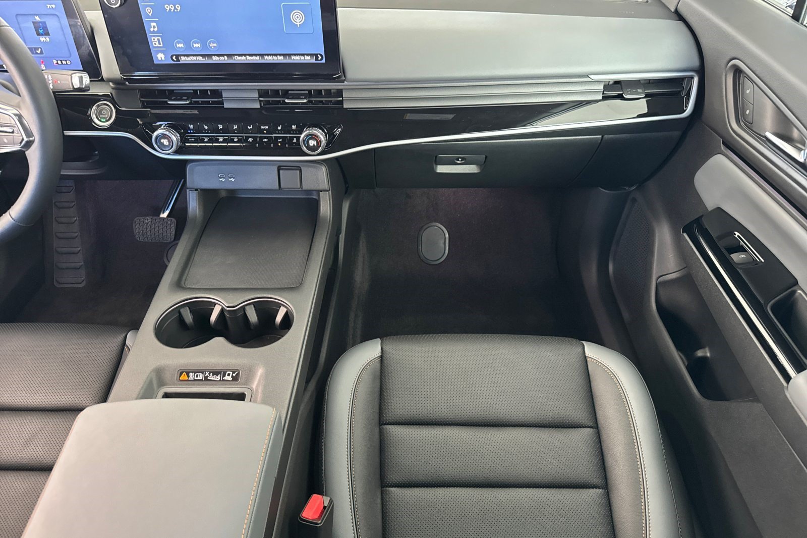 Certified 2024 Honda Prologue Elite image 32